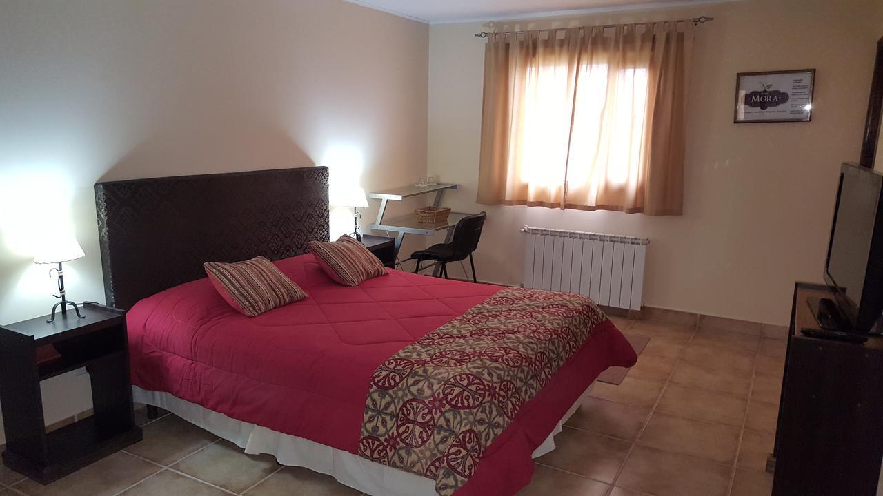 Hotel Mora Лос Антигос Екстериор снимка
